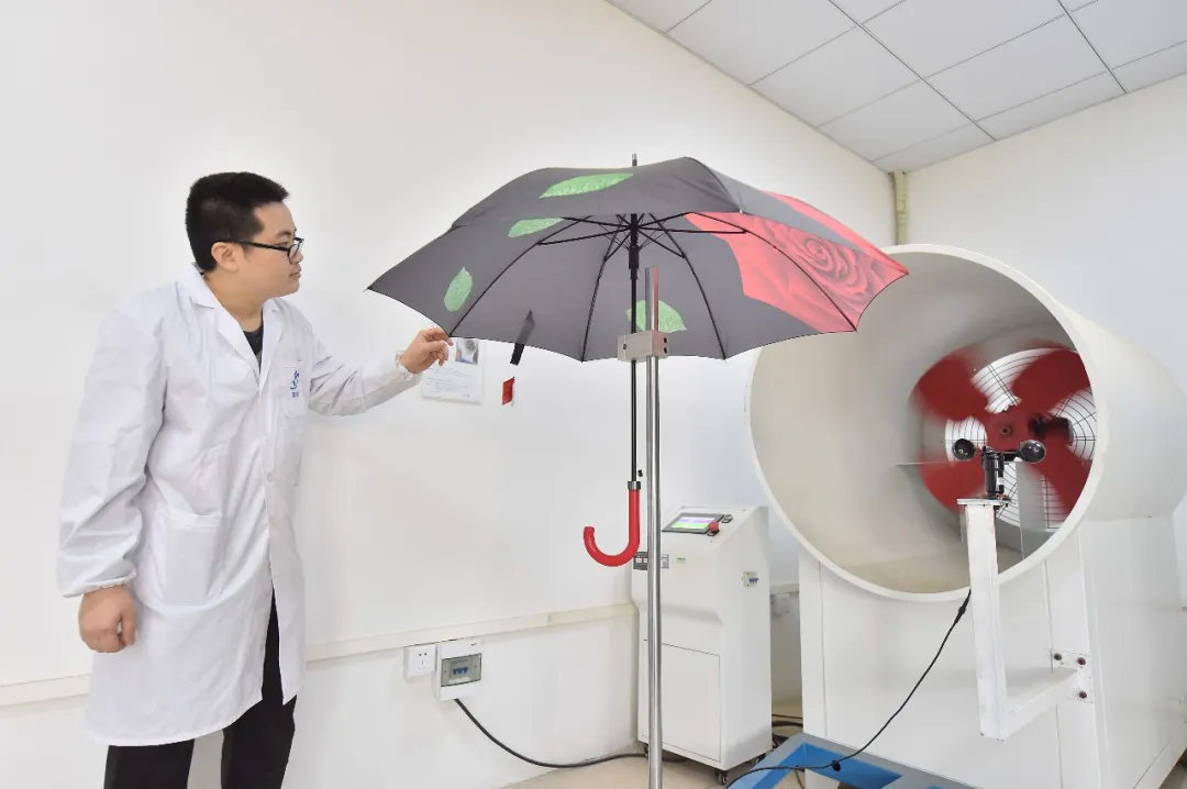 一把好傘的自我修養(yǎng)：優(yōu)安納拆解專業(yè)制傘門道